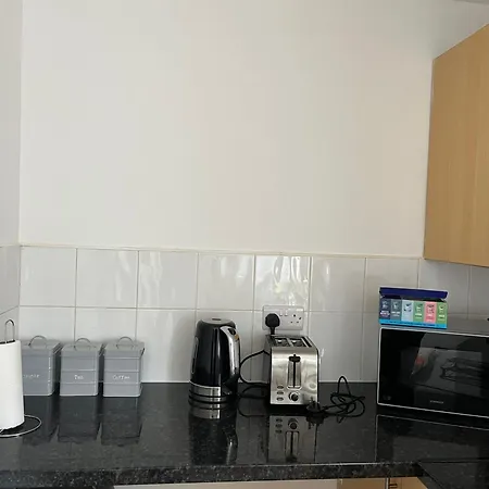 Kettering Service Accomodation 2Brh Freeparking Wifi Smart Tv Tea & Coffee Exterior photo
