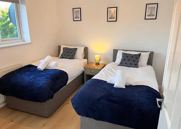 Kettering Service Accomodation 2Brh Freeparking Wifi Smart Tv Tea & Coffee